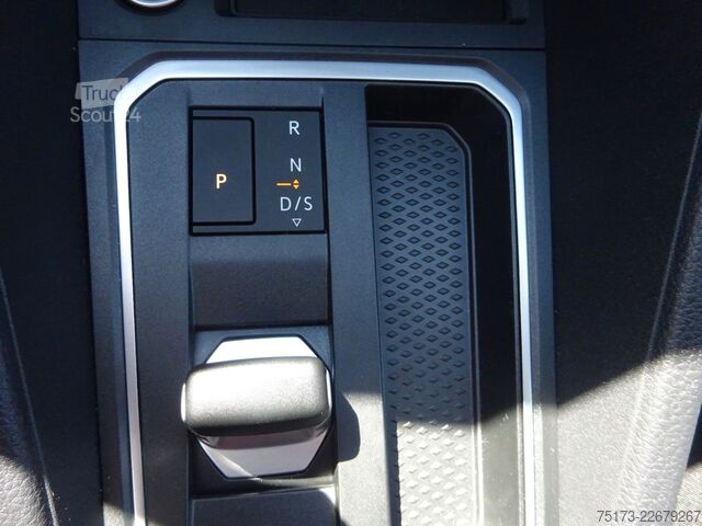 Panelová dodávka FORD Transit Connect Limited L1 Kasten Autm 2xS-Tür