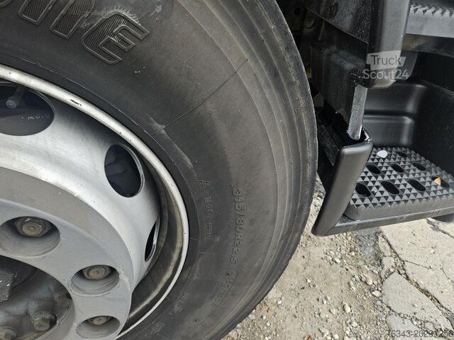 Samochód ciężarowy skrzyniowy IVECO EUROCARGO ML 190E28/P - E6