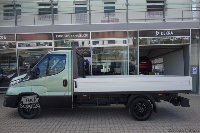 Furgonetka pick-up iveco Daily 2,3d Pritsche KLIMATR/LED/AHK/KAM/ACC/ALU