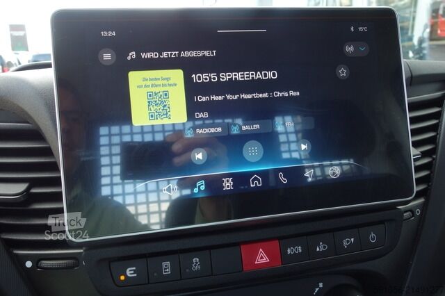 Furgonetka pick-up iveco Daily 2,3d Pritsche KLIMATR/LED/AHK/KAM/ACC/ALU