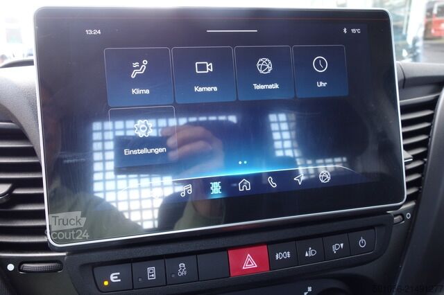 Furgonetka pick-up iveco Daily 2,3d Pritsche KLIMATR/LED/AHK/KAM/ACC/ALU