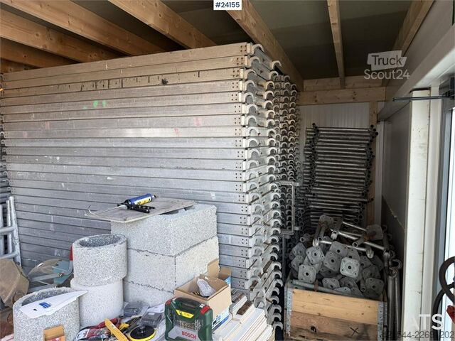 Būvniecības iekārta  Zarges scaffold for sale measuring approximately 1