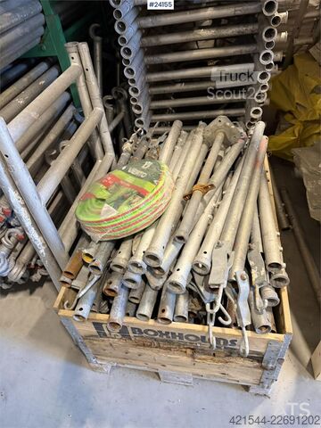 Būvniecības iekārta  Zarges scaffold for sale measuring approximately 1