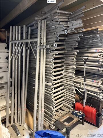 Būvniecības iekārta  Zarges scaffold for sale measuring approximately 1