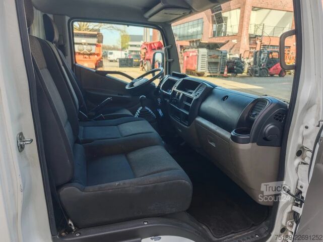 Hebebühne Nissan Cabstar 35.13 NT400 Multitel MX210