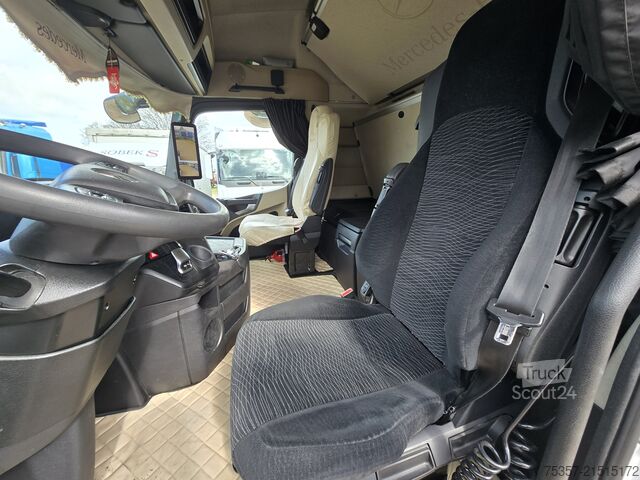 Tracteur routier standard Mercedes-Benz Actros 1848 MP5