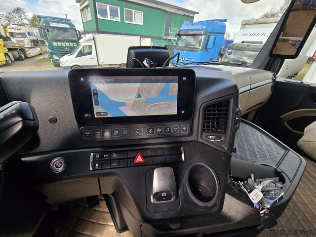 Tracteur routier standard Mercedes-Benz Actros 1848 MP5