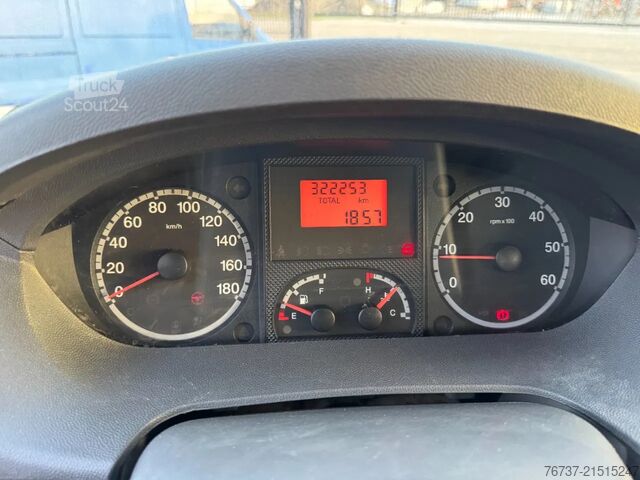 Platforminis furgonas su dviguba kabina Fiat Ducato **2300cc-pick up**