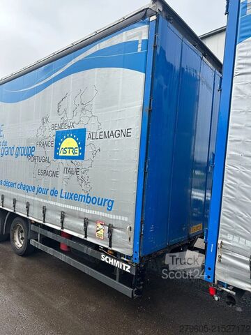 Przesuwana plandeka DAF XF 440 6x2 / SUPERSPACECAB / KOMBI MIT ANHANGER...
