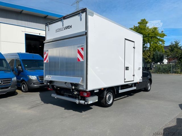 Resväska MERCEDES-BENZ Sprinter 317 Kofferaufbau LBW/Navi