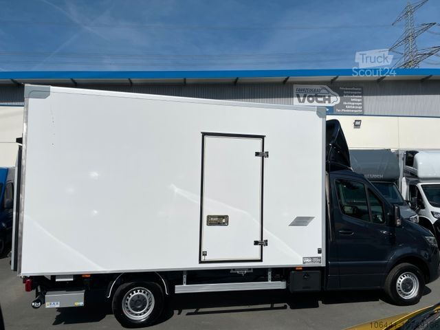Resväska MERCEDES-BENZ Sprinter 317 Kofferaufbau LBW/Navi