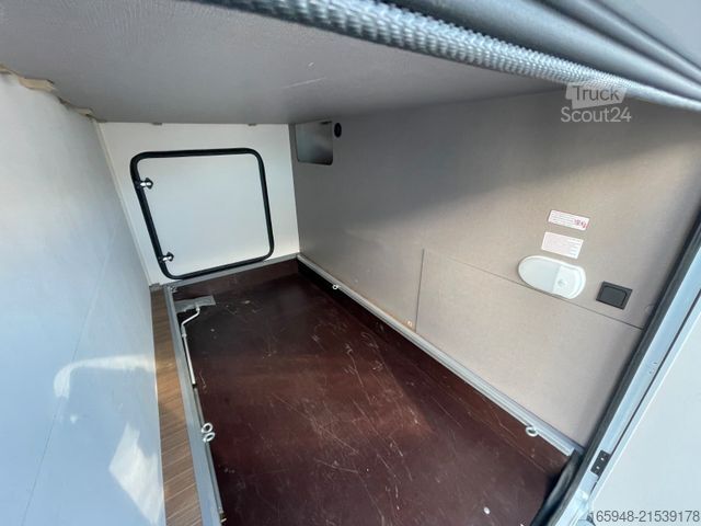 Ημιενσωματωμένο αυτοκινούμενο τροχόσπιτο ETRUSCO T 7.3 SF | Hubbett + Einzelbetten , RFK+NAV