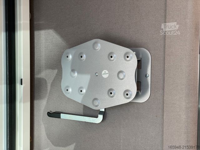 Ημιενσωματωμένο αυτοκινούμενο τροχόσπιτο ETRUSCO T 7.3 SF | Hubbett + Einzelbetten , RFK+NAV