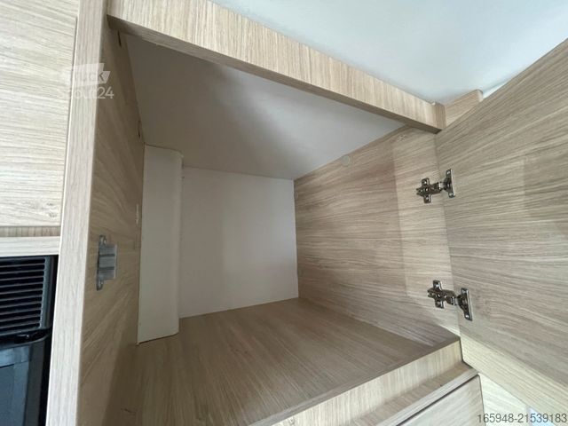 Τροχόσπιτο με προεξοχή (alcove) CHAUSSON C727 ALKOVEN FIRST LINE | Platz für 4 Personen!