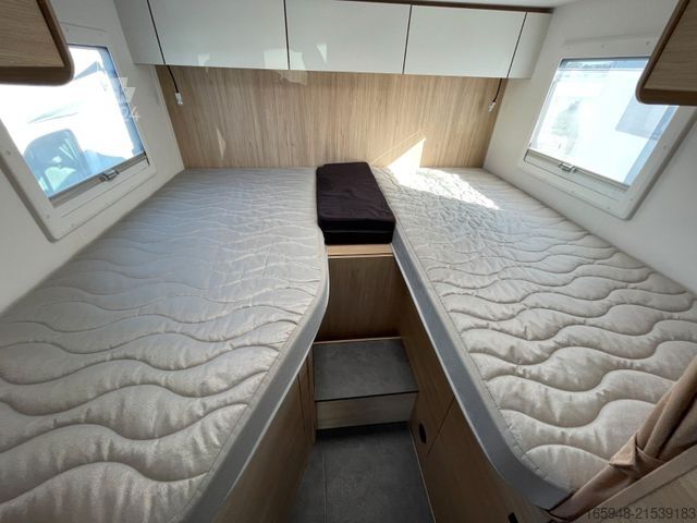 Τροχόσπιτο με προεξοχή (alcove) CHAUSSON C727 ALKOVEN FIRST LINE | Platz für 4 Personen!