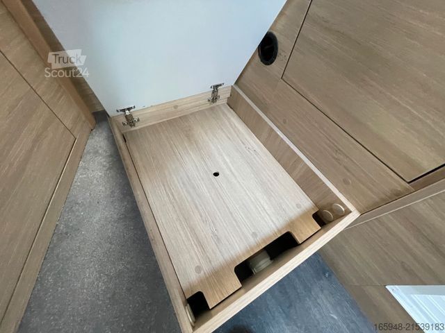 Τροχόσπιτο με προεξοχή (alcove) CHAUSSON C727 ALKOVEN FIRST LINE | Platz für 4 Personen!