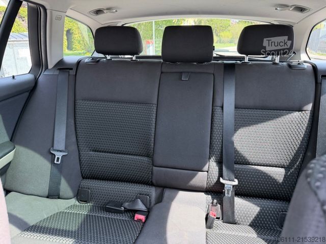 Minibus BMW 320d xDrive kombi .