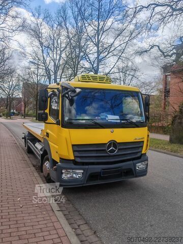 Tralas Mercedes-Benz Mercedes-Benz Atego 818