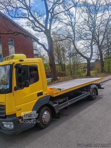 Tralas Mercedes-Benz Mercedes-Benz Atego 818