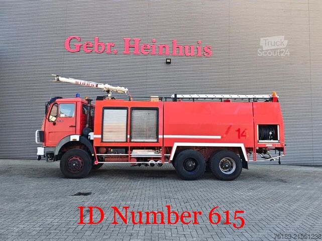 Brandweerwagen Mercedes-Benz SK 2636 AK 6x6 V10 Sides VMA100 Wasserwerfer