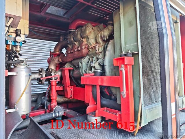 Brandweerwagen Mercedes-Benz SK 2636 AK 6x6 V10 Sides VMA100 Wasserwerfer