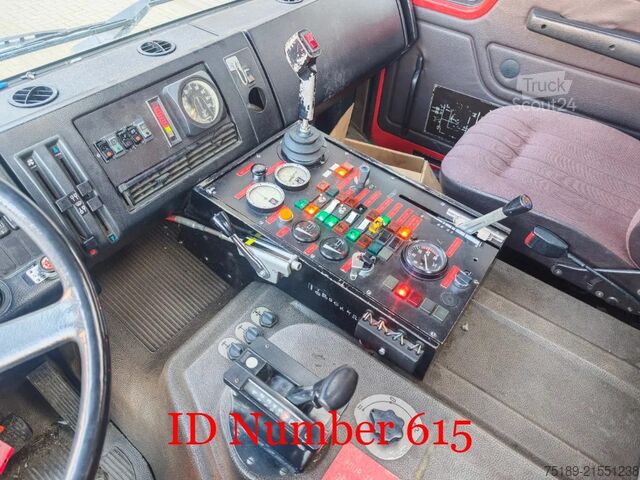 Brandweerwagen Mercedes-Benz SK 2636 AK 6x6 V10 Sides VMA100 Wasserwerfer