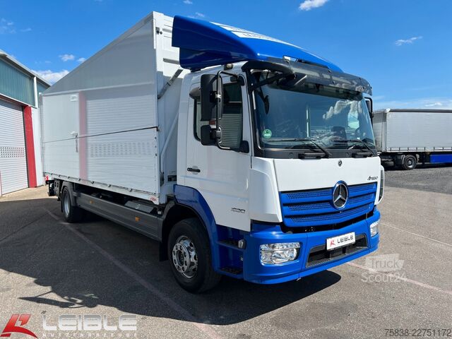 Camión caja MERCEDES-BENZ Atego 1630 *Zikun Getränke Schwenkwand*Bär LBW*