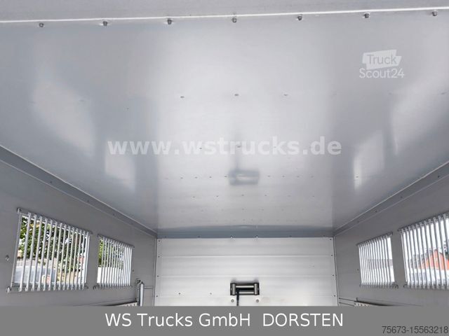 Horse transport trailer WST Edition Schlacht mit Seilwinde Viehanhänger