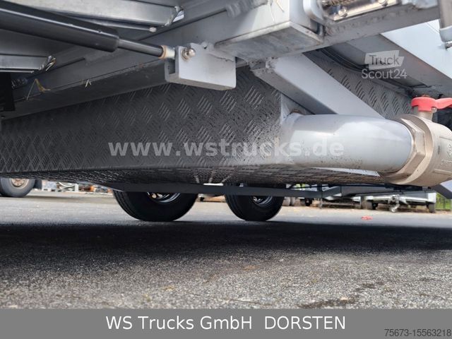 Horse transport trailer WST Edition Schlacht mit Seilwinde Viehanhänger