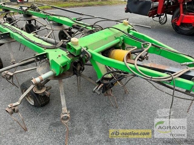 Heuwender Kverneland 6913