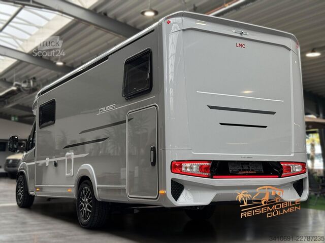 Puoliksi integroitu matkailuauto LMC Cruiser 740 EL Auto 18 360W Solar Lithium LED