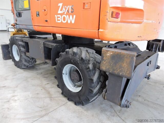 Excavadora móvil HITACHI ZX130W