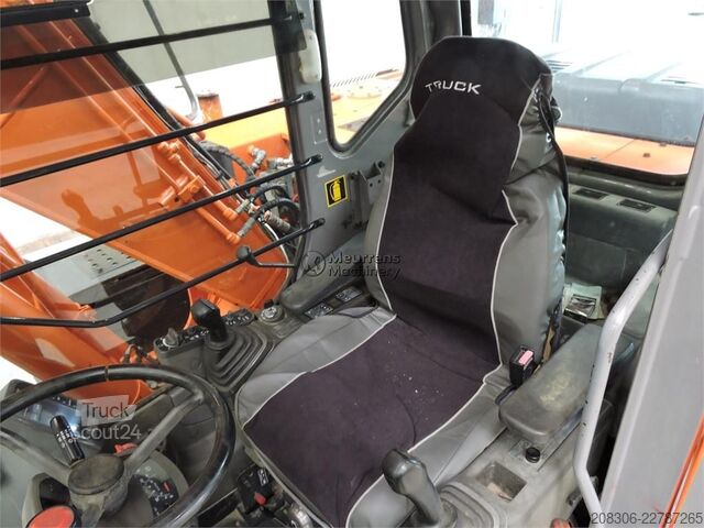 Excavadora móvil HITACHI ZX130W