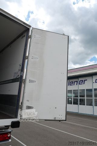 Kofferauflieger  EKERI T3-A /SEITLICHE TÜREN /FALTWAND 2700 mm