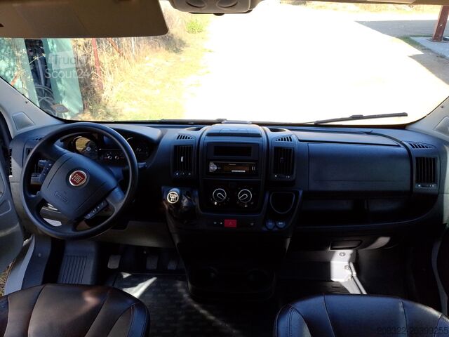 Caravan/camper Fiat Weinsberg Carabus 600 K | 4 Posti Letto | Completamente Attrezzato