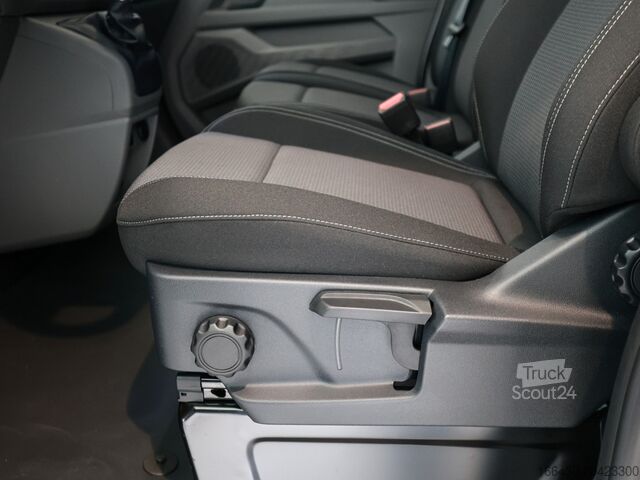 Мікроавтобус VW T7 Transporter Kastenwagen mit L-Trennwand AHK P