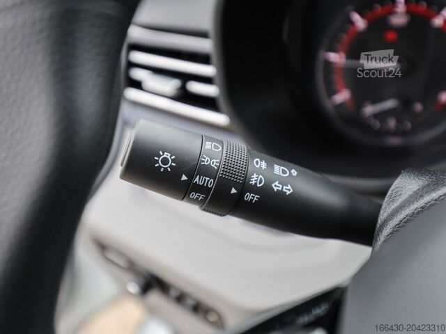 Kleinbus Maxus DELIVER 9