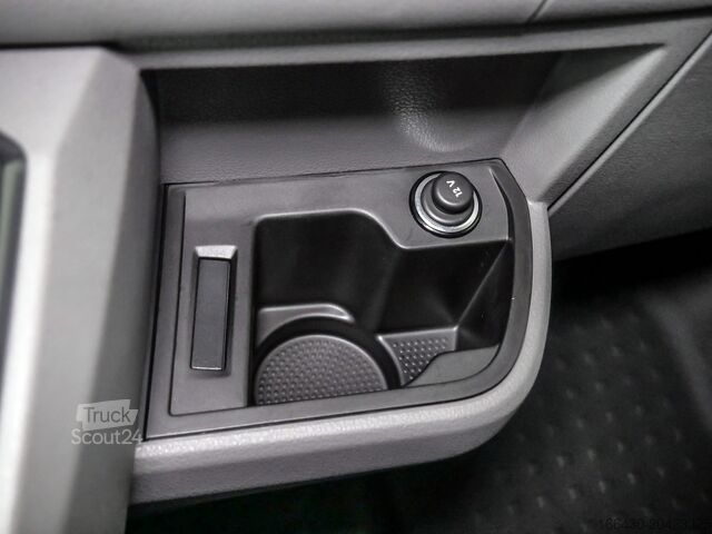 Мікроавтобус VW T7 Transporter Kasten AHK KLIMA PDC