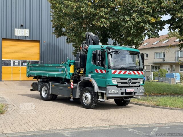 γερανός τοποθετημένος σε φορτηγό Mercedes-Benz ATEGO 1622 - 4x4 - Kipper-Kran - 123 TKm