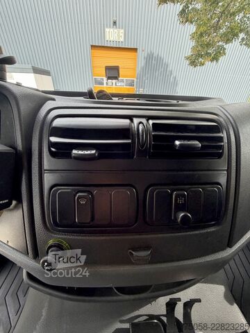 γερανός τοποθετημένος σε φορτηγό Mercedes-Benz ATEGO 1622 - 4x4 - Kipper-Kran - 123 TKm