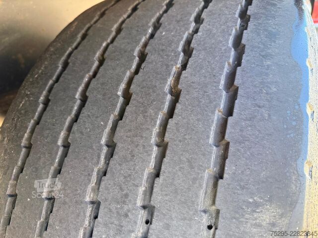 مركبة تجارية Kögel 3 Achs Standard Getränke Liftachse SAF TÜV neu