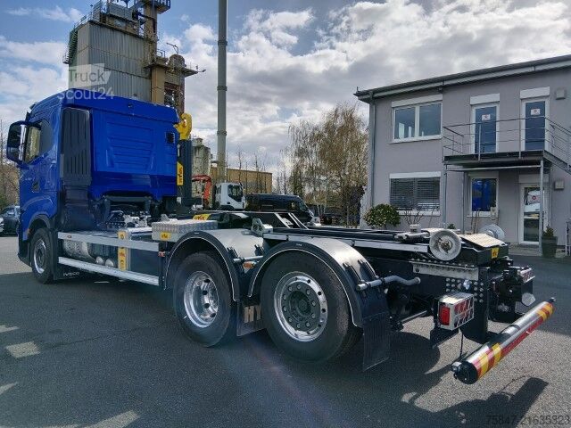 Roll-off tipper truck Iveco X-Way AS 28 X 58 YPS ON Hyva Titan 20-57