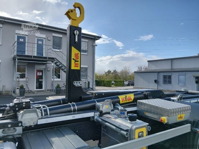 Roll-off tipper truck Iveco X-Way AS 28 X 58 YPS ON Hyva Titan 20-57