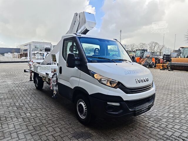 Emelőplatform Iveco Daily 35-120 Multitel MT 270