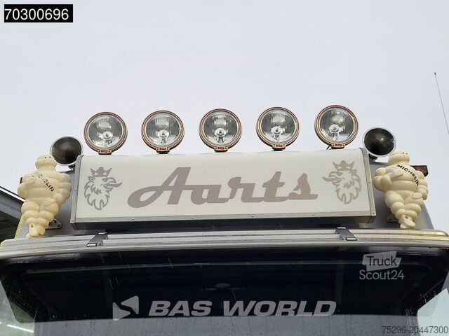 Scania TM 85M 4X2 NL Klasszikus Expedíciós Lakóautó APK 1500 kg-os hátsó emelő Kézi váltó Scania 85M TM 4X2 NL Classic Expedition Camper APK 150...