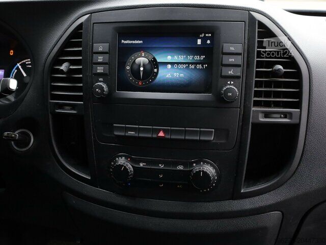 Fourgon tôlé Mercedes-Benz eVito 111 KA,lang,Rückfahrkamera,Klima