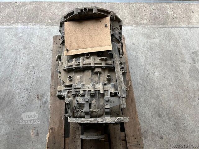 Vaihteisto ZF versnellingsbak 12AS2130 TD 16.86-1.00