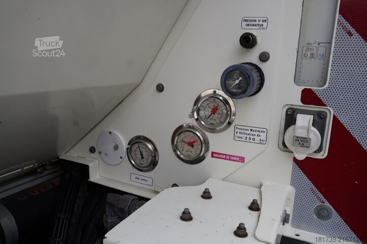 Curățător de ape uzate MAN TGM 26.340 E6 / RIVARD sewage cleaner 11