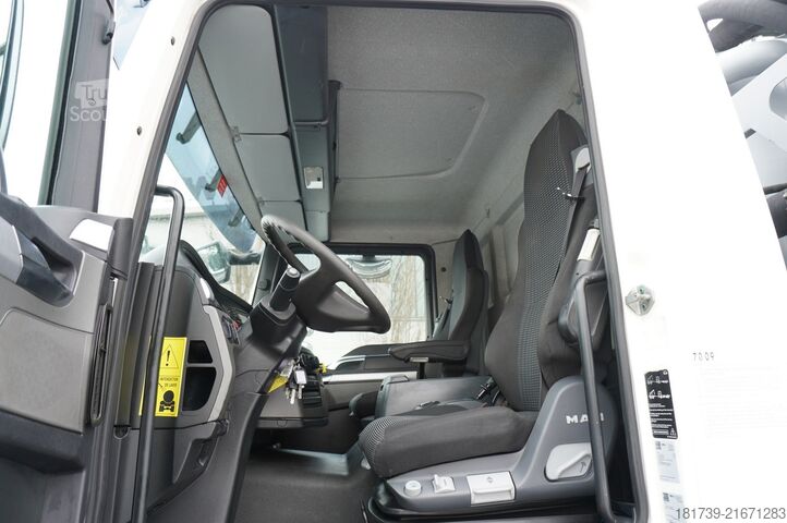 Curățător de ape uzate MAN TGM 26.340 E6 / RIVARD sewage cleaner 11