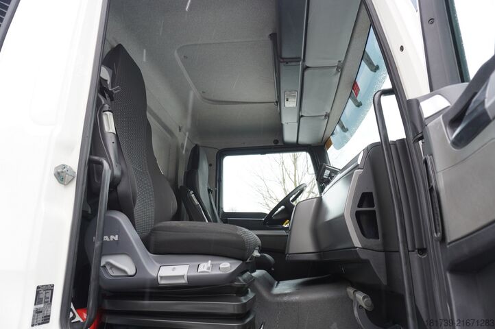 Curățător de ape uzate MAN TGM 26.340 E6 / RIVARD sewage cleaner 11